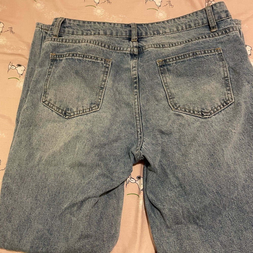 SHEIN Blue Relaxed Fit Jeans
